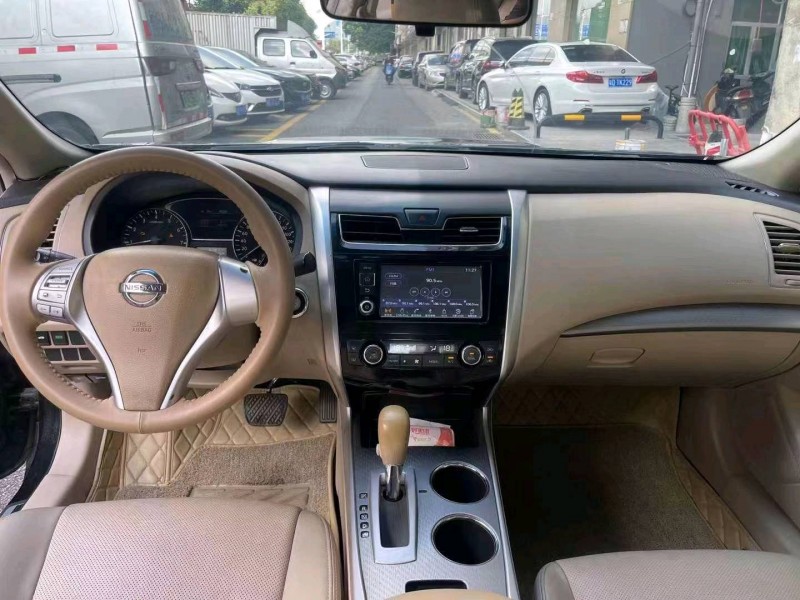 梧州18年日產天籟5