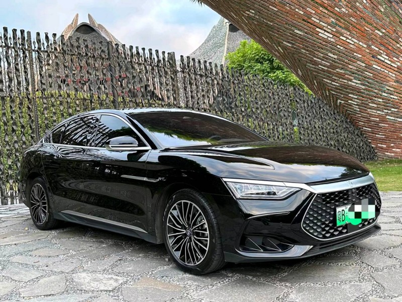 广州23年比亚迪汉DM2