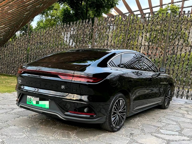 广州23年比亚迪汉DM8