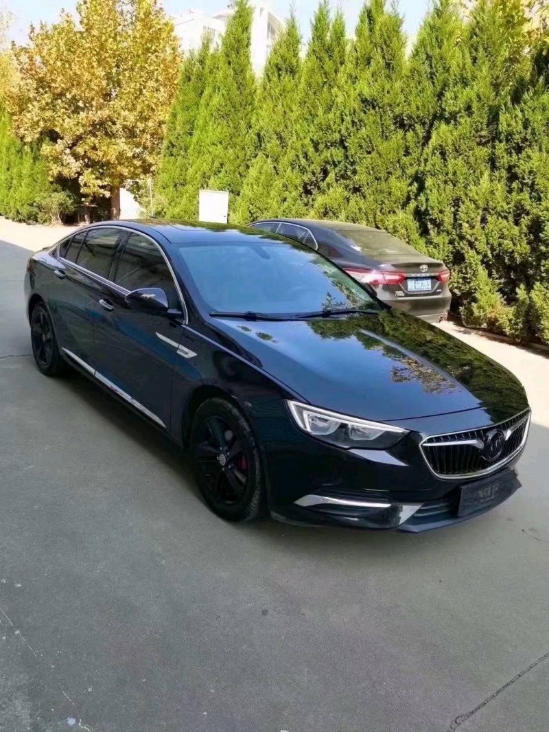 枣庄18年别克君威2