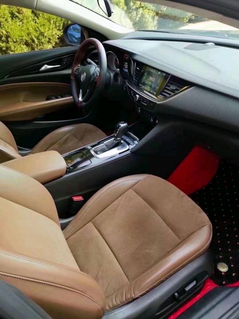 枣庄18年别克君威6