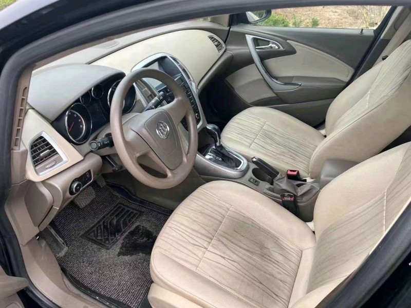 枣庄13年别克英朗GT8