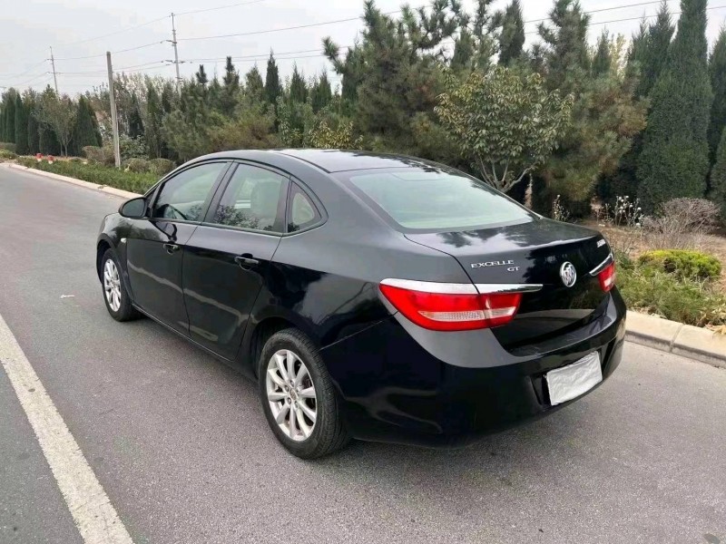 枣庄13年别克英朗GT9