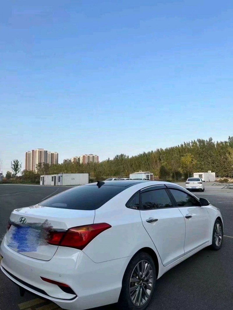 枣庄19年现代名图2