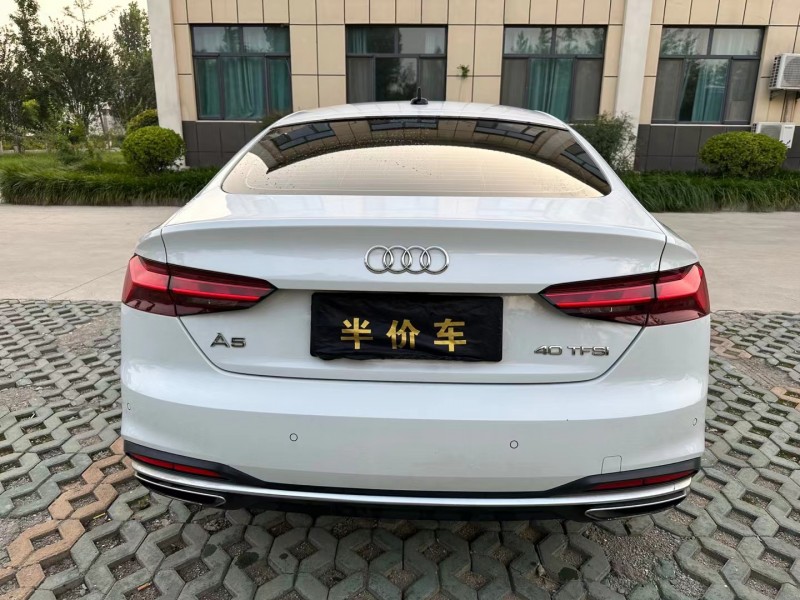 济宁21年奥迪A59