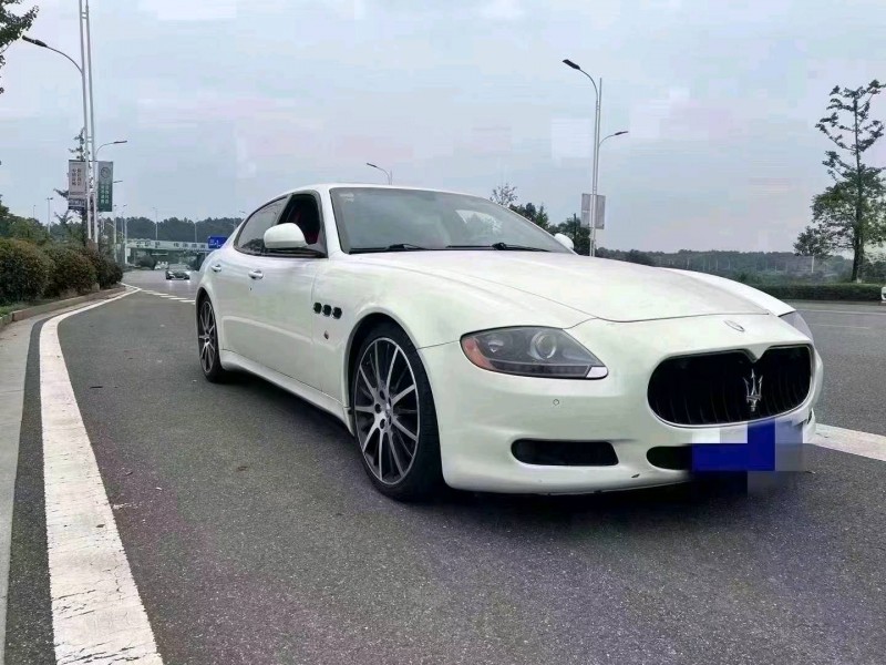 邵阳12年玛莎拉蒂总裁2