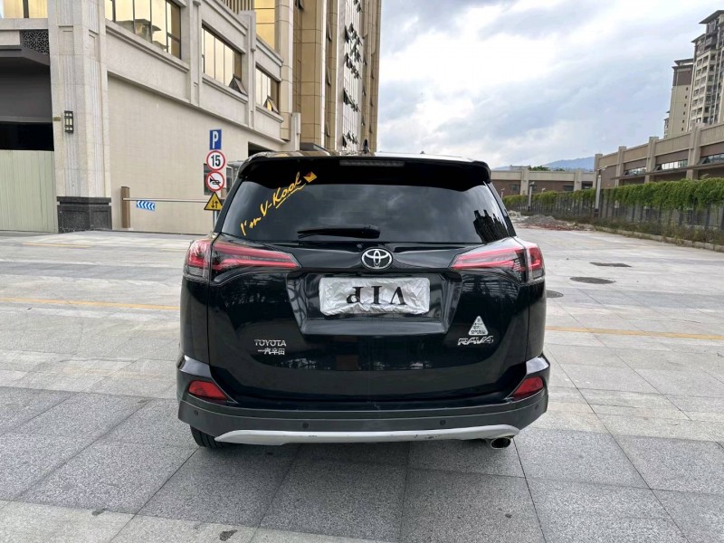 河源18年豐田RAV4榮放6