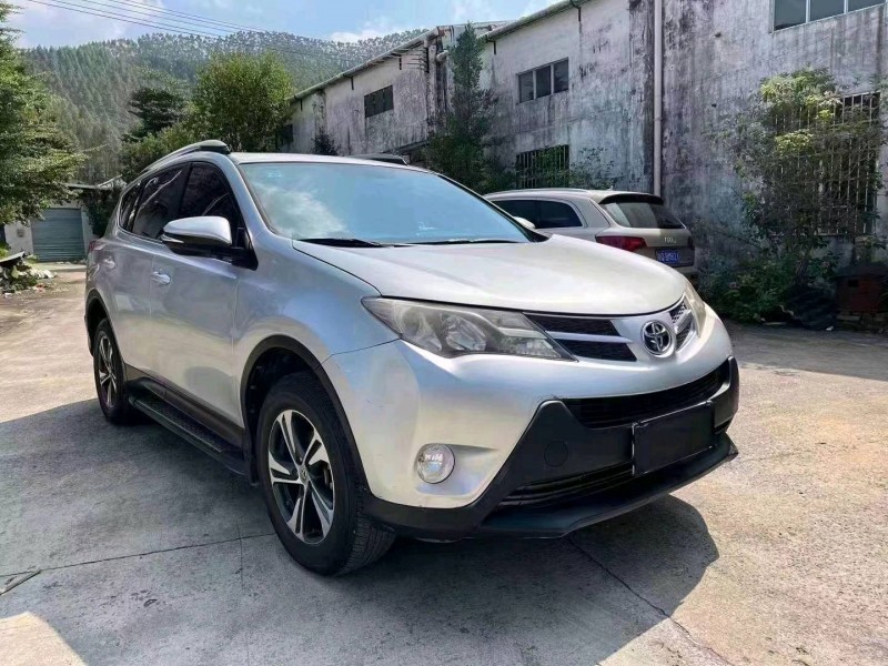 珠海16年丰田RAV4荣放2