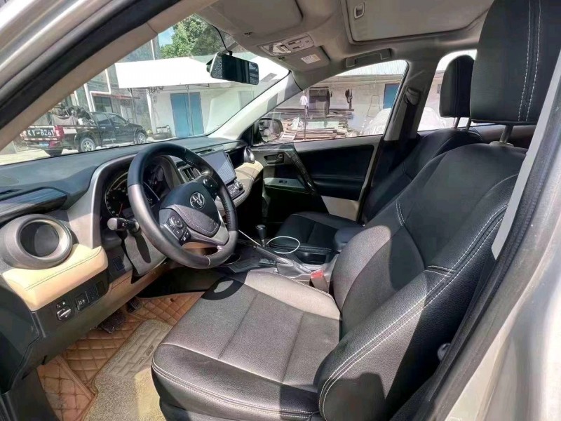 珠海16年丰田RAV4荣放3