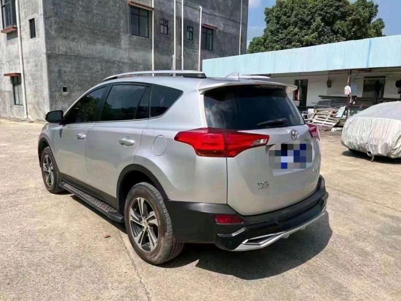 珠海16年丰田RAV4荣放4