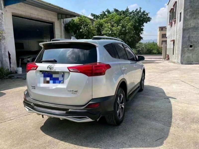 珠海16年丰田RAV4荣放7