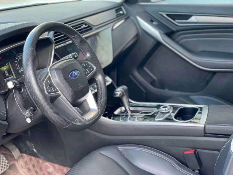 枣庄19年福特领界8