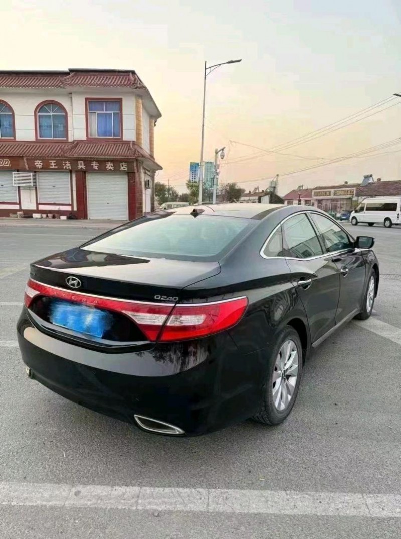 枣庄15年现代雅尊9