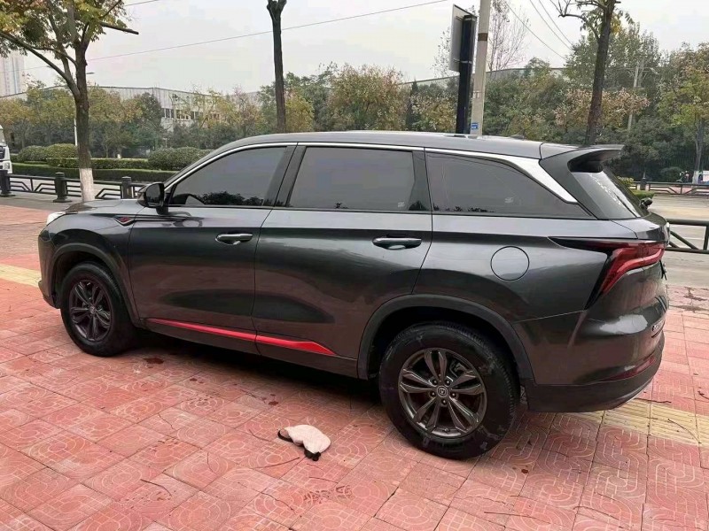 马鞍山20年长安汽车CS757