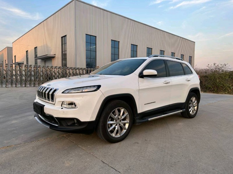 徐州16年Jeep自由光3