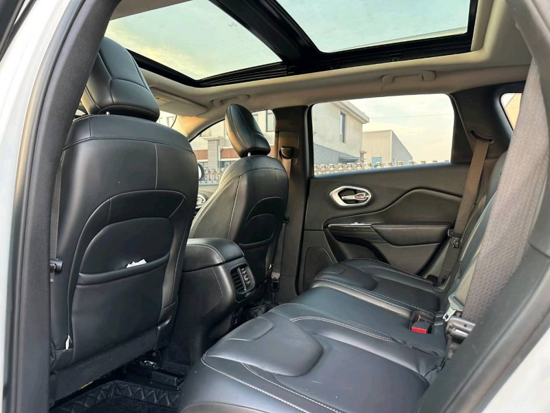 徐州16年Jeep自由光5