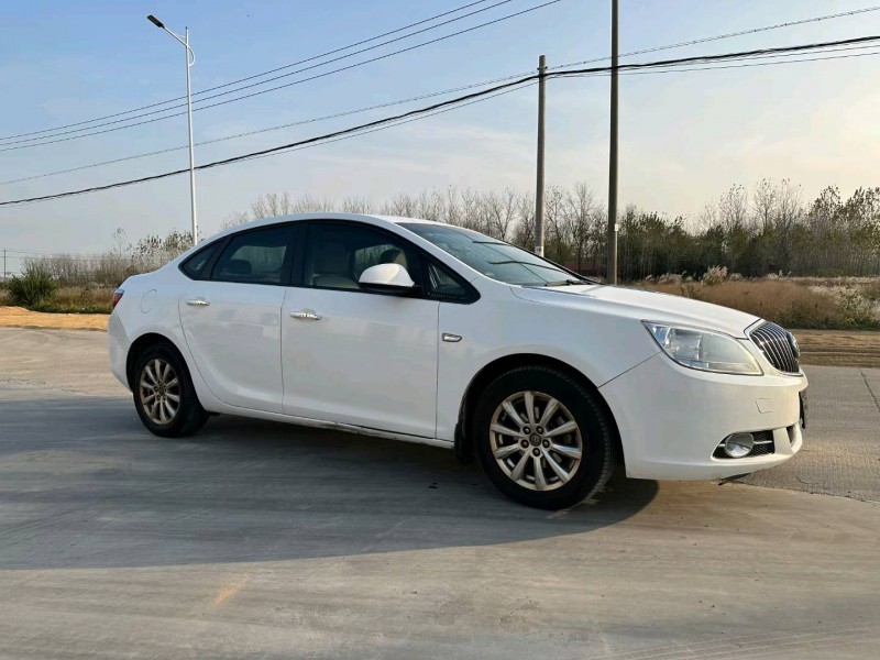 徐州13年别克英朗GT2