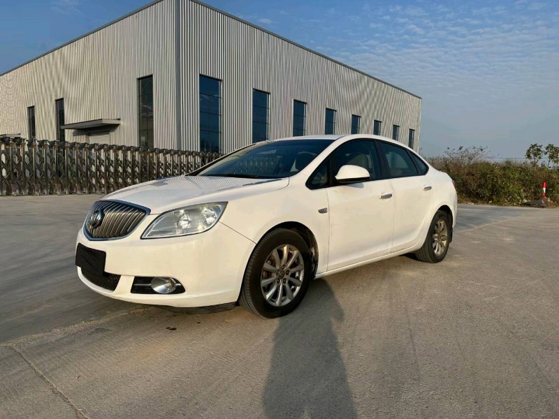 徐州13年别克英朗GT3