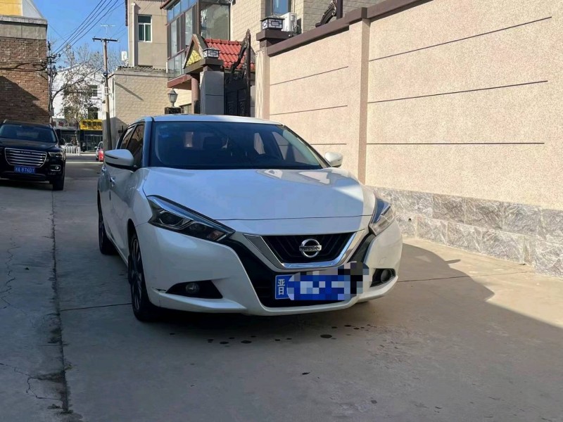 保定17年日产蓝鸟2