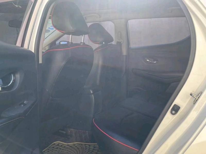 保定17年日产蓝鸟5