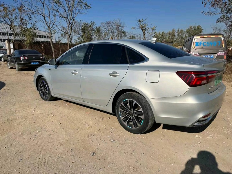 保定19年荣威ei64