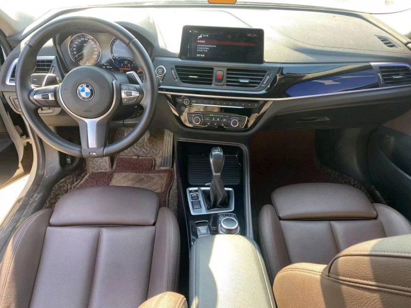 保定20年宝马1系7