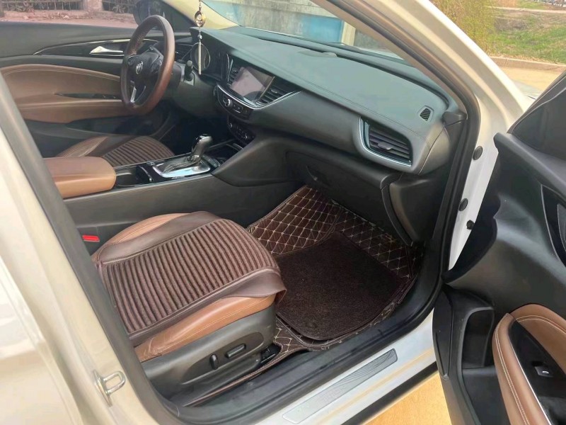 徐州19年别克君威5