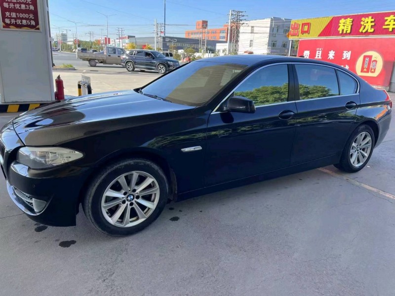 保定12年宝马5系3