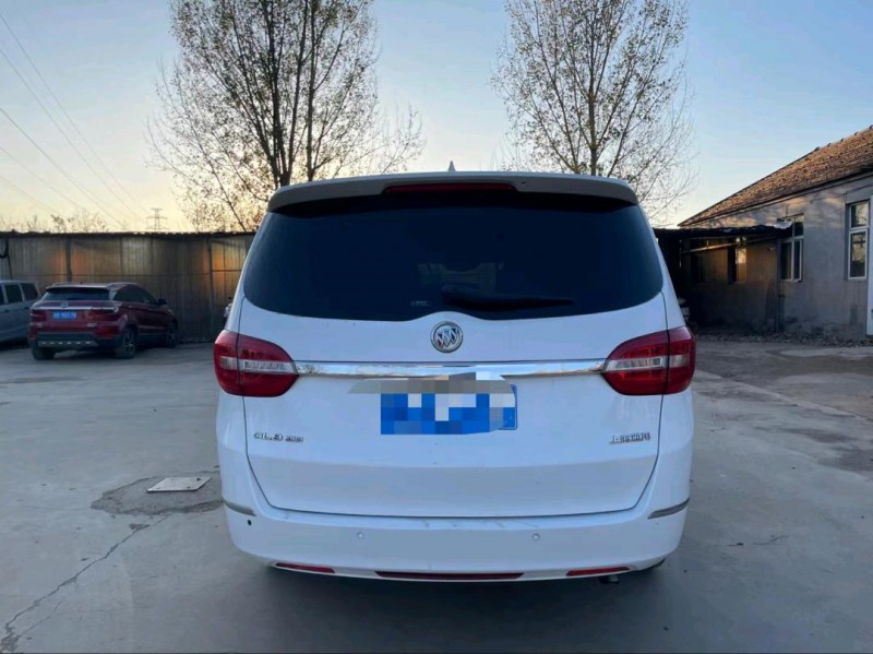 青岛16年别克GL89