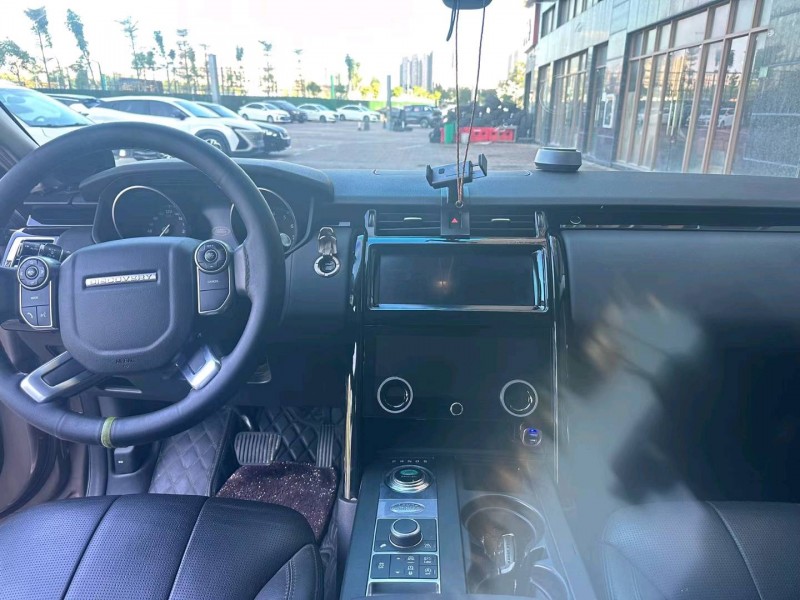 广州17年路虎发现5