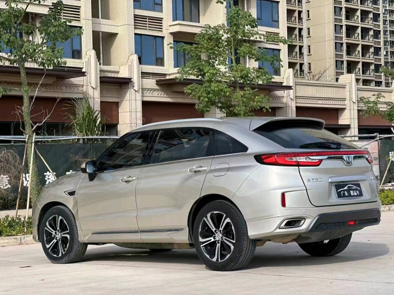 广州17年本田URV8