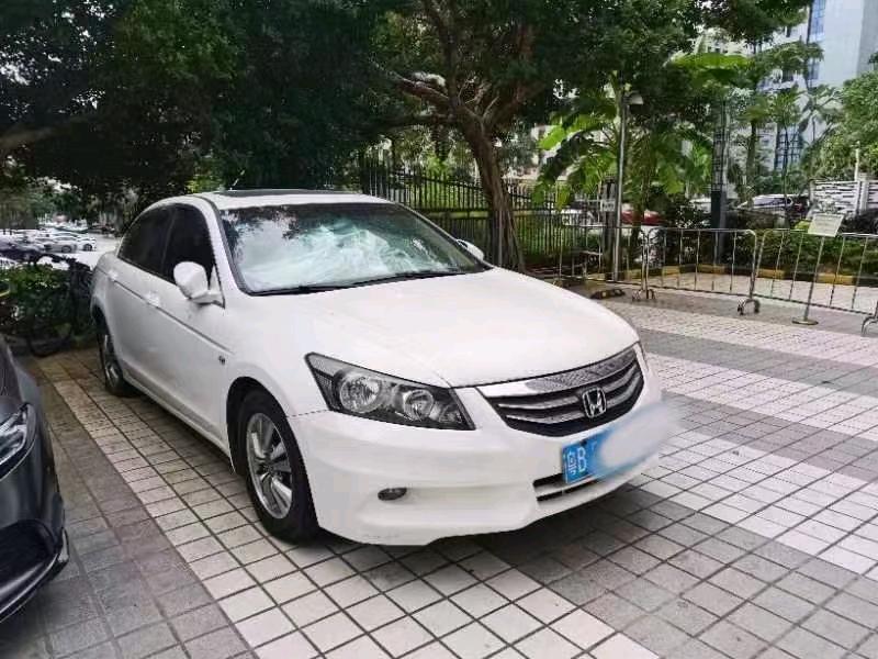 广州11年本田雅阁2