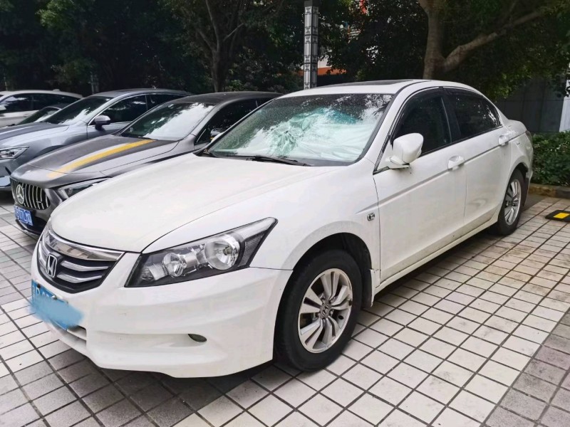 广州11年本田雅阁4