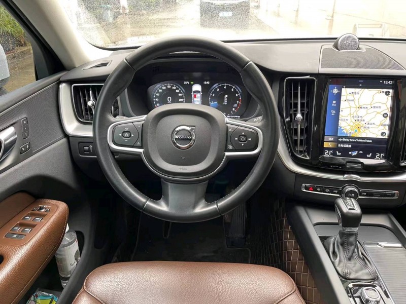 广州18年沃尔沃XC607