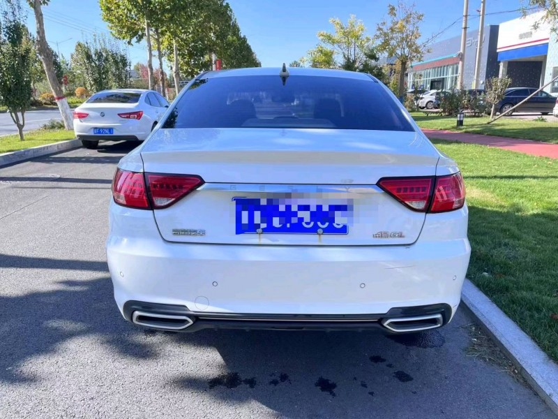 保定18年吉利帝豪GL9