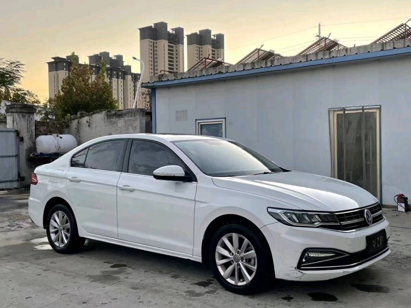 济宁19年大众宝来3