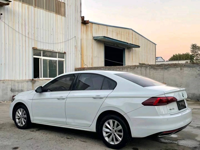 济宁19年大众宝来7