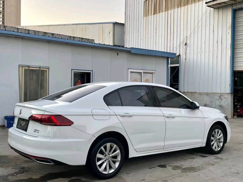 济宁19年大众宝来8