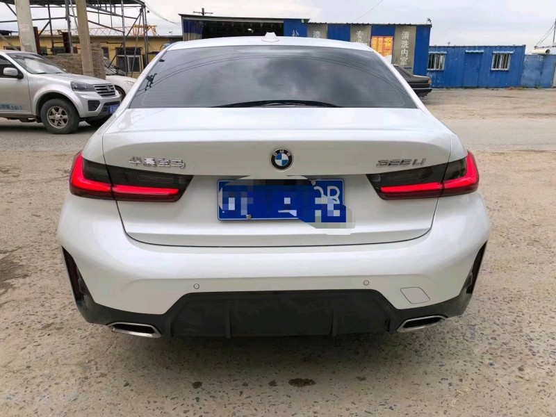 保定23年宝马3系9