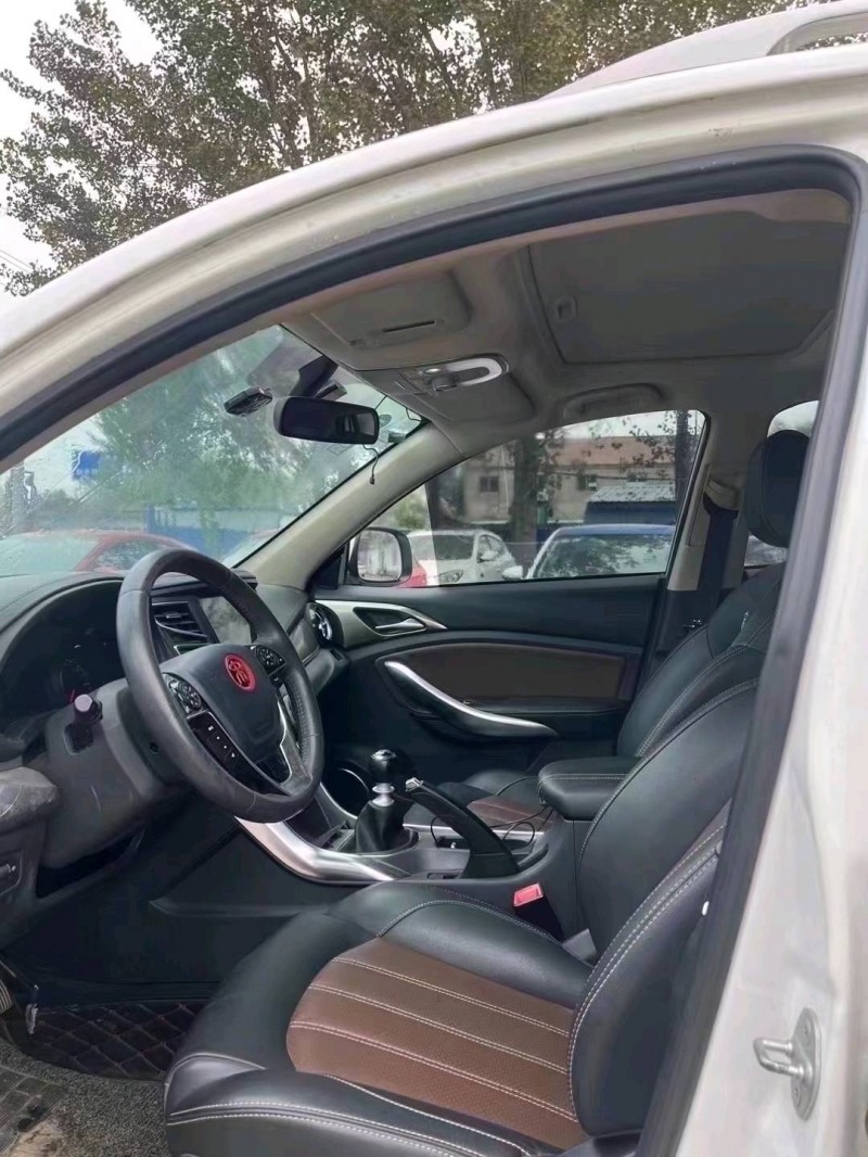 菏泽17年比亚迪宋3