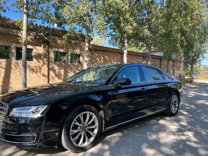 保定16年奥迪A8L3