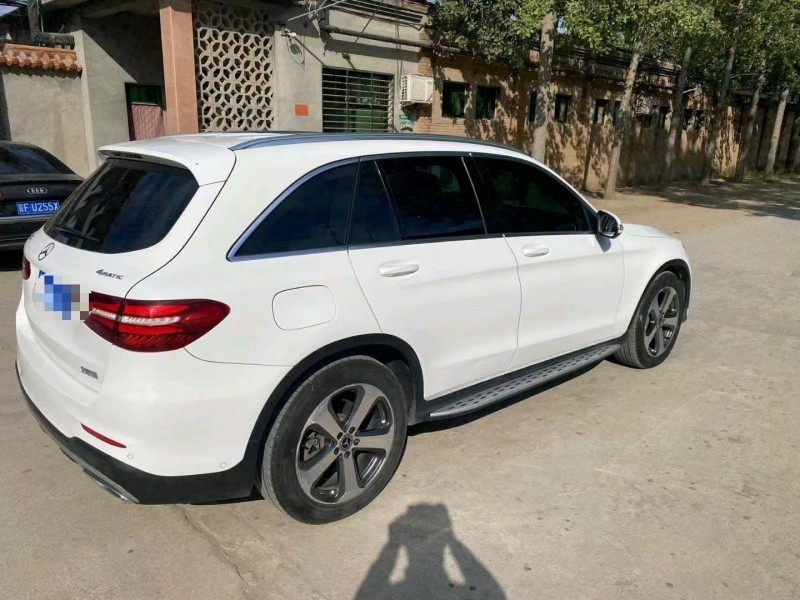 保定17年奔驰GLC4