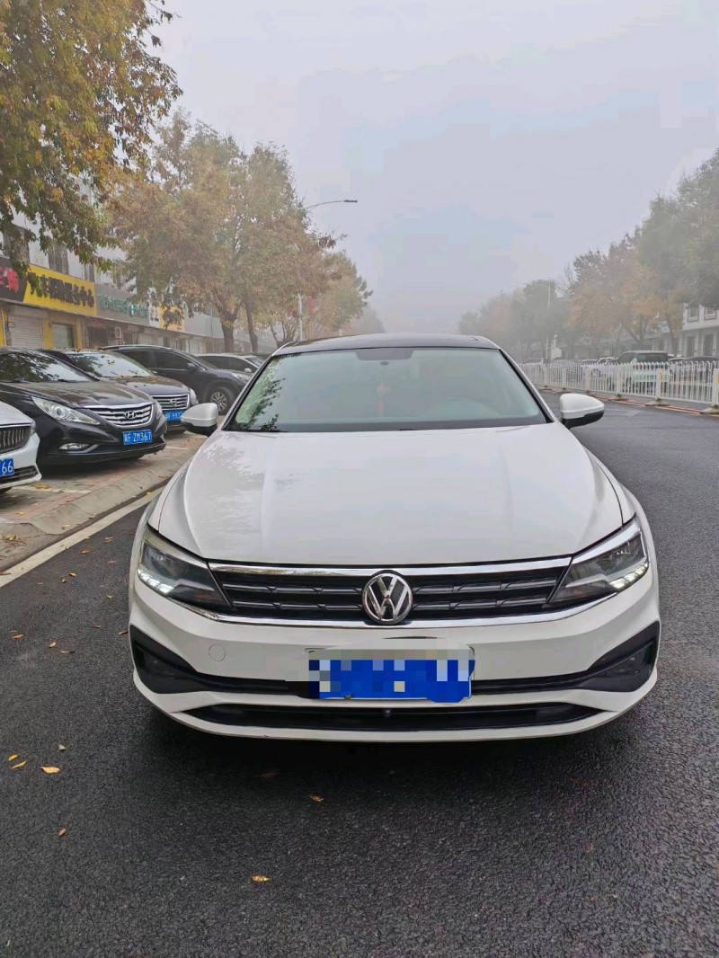 保定19年大众凌渡1