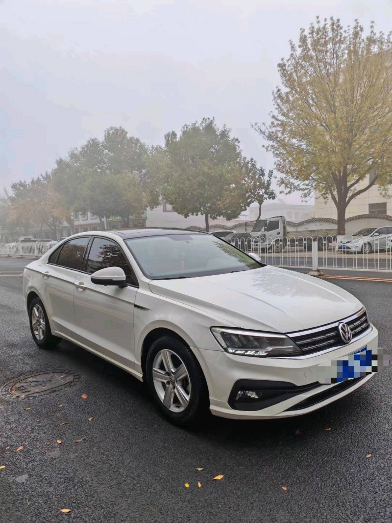 保定19年大众凌渡2