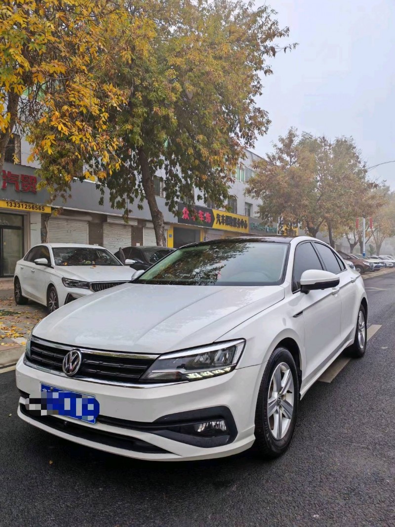 保定19年大众凌渡3