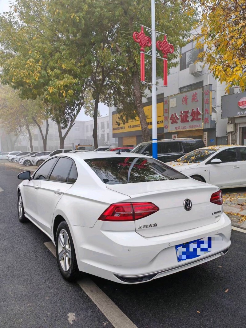 保定19年大众凌渡5