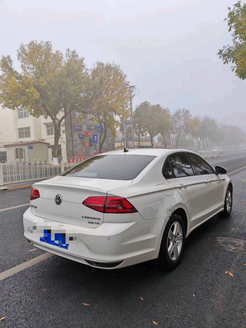 保定19年大众凌渡8