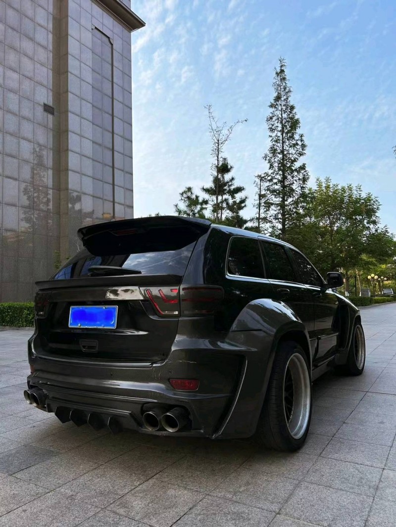 烟台12年Jeep大切诺基5