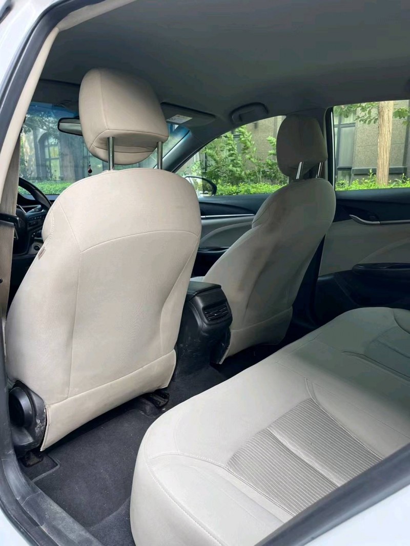 烟台17年别克英朗7