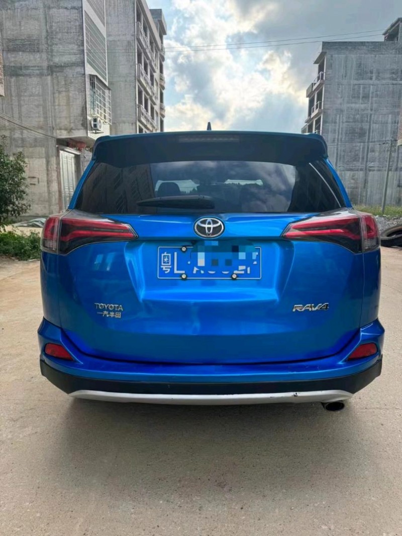梧州16年豐田RAV4榮放9